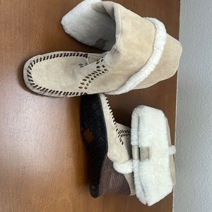 Sam Edelman shearling boots